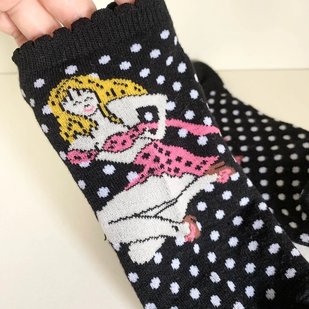 Hold Betsy Johnson y2k socks